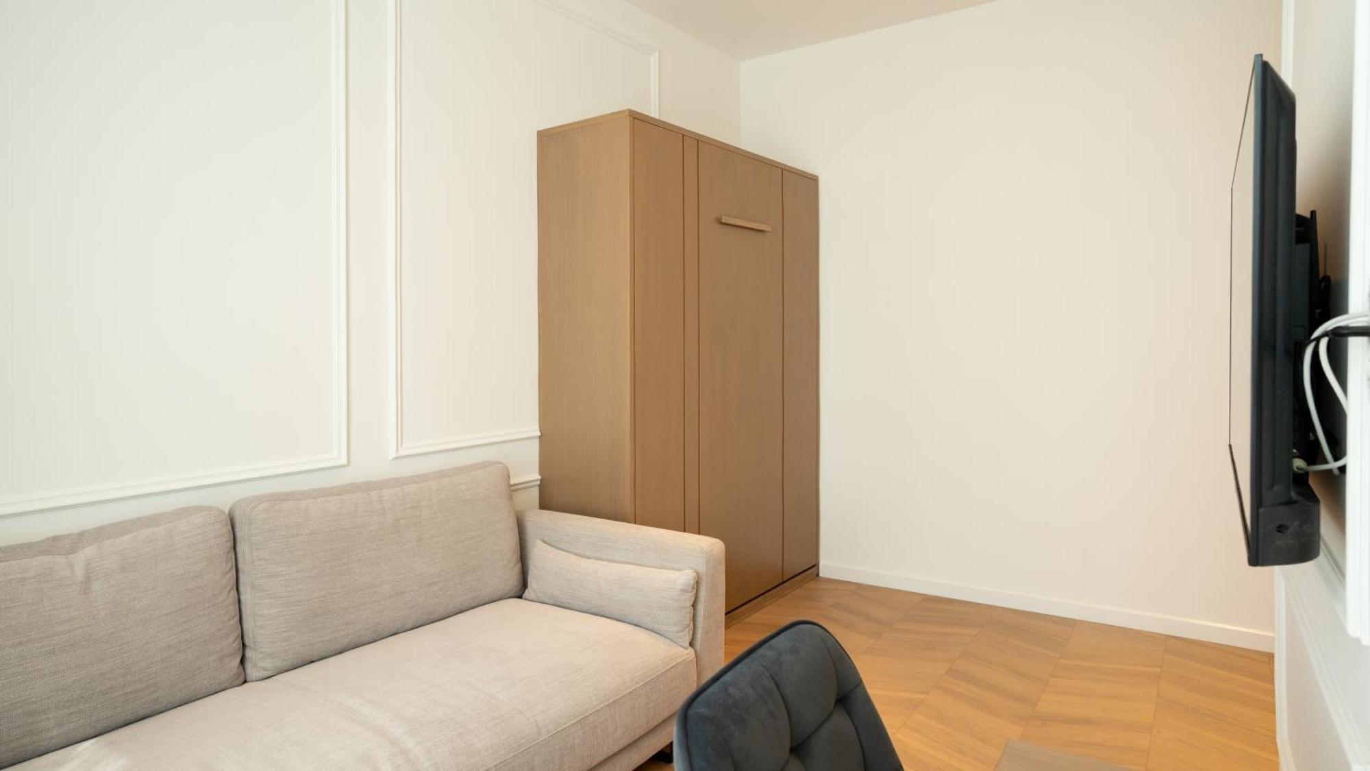 Albani'S Apartment Tirana Exterior photo